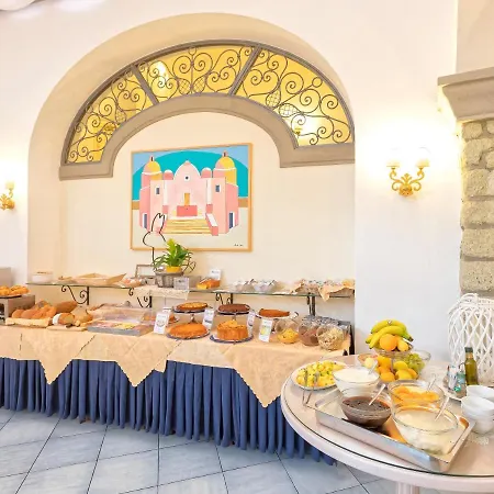 نيتونو 4* Forio di Ischia